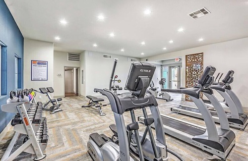 Las Vegas Apartment | 2-bedroom apartment in delightful Las Vegas with AC, fitness room