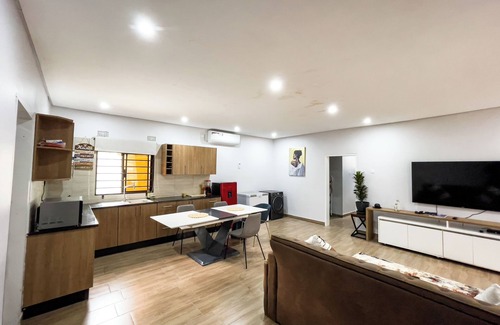 Lusaka House | 2-bedroom apartment in delightful Lusaka's with AC, power backup gardens