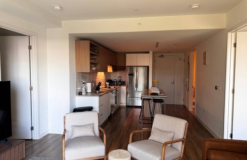Seaport District Apartment | 2-bedroom apartment in enchanting seaport boston