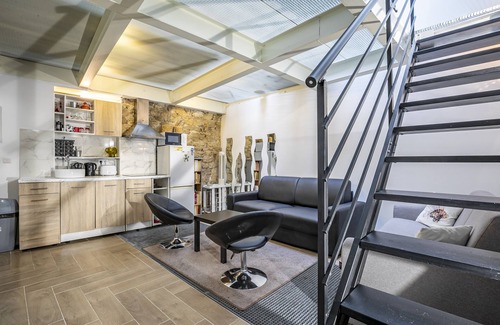 Quartier Sainte-Avoye Apartment | 2 Bedroom Apartment in Paris