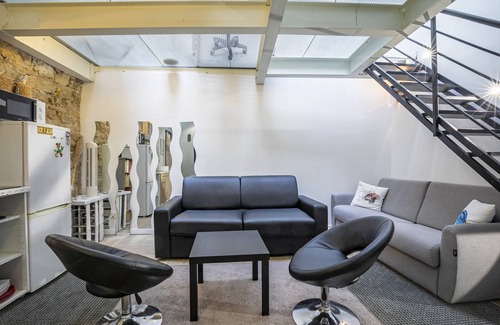 Quartier Sainte-Avoye Apartment | 2 Bedroom Apartment in Paris
