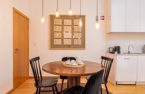 Centro / Baixa Apartment | 2 Bedroom Apartment in Oporto