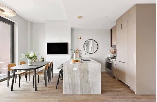 Park Slope Apartment | 2-bedroom apartment in brilliant Brooklyn with AC, fitness room