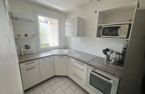 Cote d'Or-Les Sarrazins Apartment | 2-bedroom apartment, private parking, near subway station