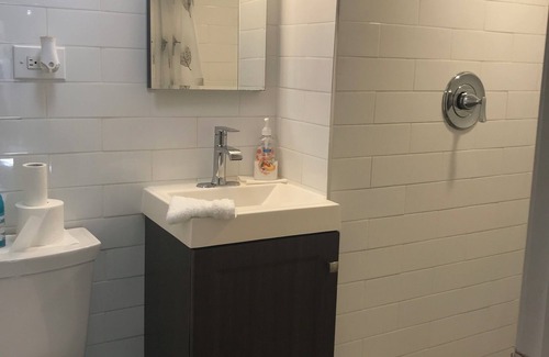 Queens Apartment | 2-bedroom apartment steps to Flushing Meadows-Corona Park