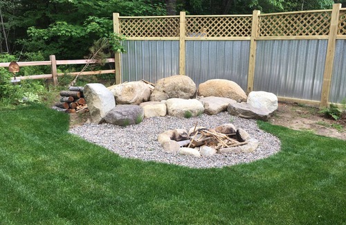 Lake Placid Apartment | 2 bedroom apartment with deck, hot tub and fenced in yard