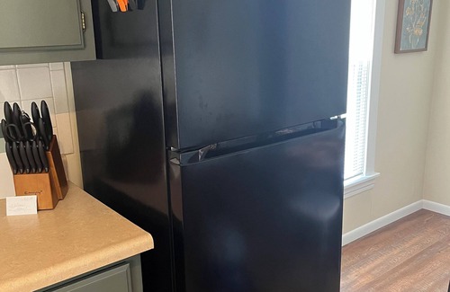 Lexington Apartment | 2-bedroom apartment with modern appeal in Lex! Mid Ohio close by!