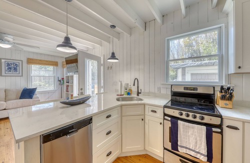 Ocean Bay Park House | 2 Bedroom Apt. in Ocean Bay Park, walk to beach and entertainment