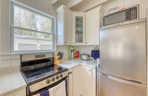 Ocean Bay Park House | 2 Bedroom Apt. in Ocean Bay Park, walk to beach and entertainment