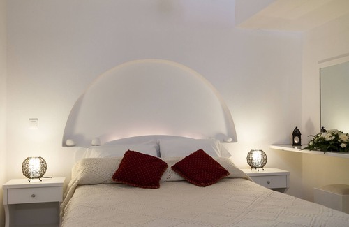 Exomytis Apartment | 2-Bedroom Apt. sea view shared pool