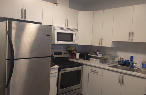 Edmonton House | 2-bedroom Basement suite in seren Rosenthal West Edmonton