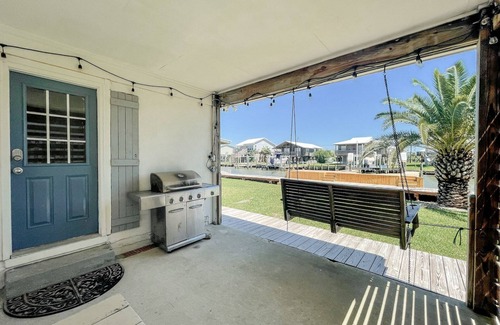 Dauphin Island House | 2 Bedroom Bay Front Home - Monthly Rentals