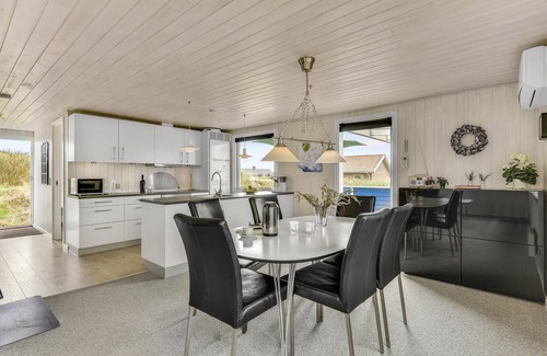 Nørre Lyngvig House | 2 bedroom beautiful home in Hvide Sande