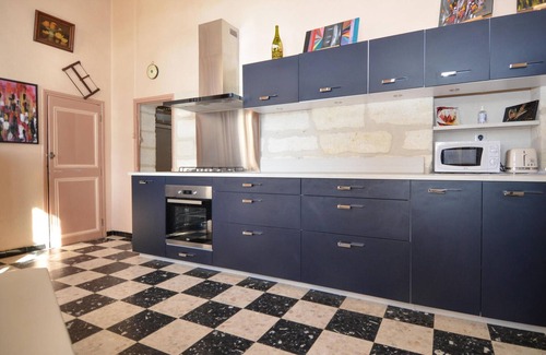 Avignon House | 2 bedroom beautiful home in Avignon