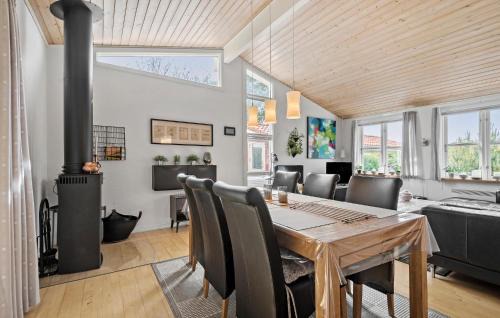 Sjaelborg House | 2 Bedroom Beautiful Home In Esbjerg V