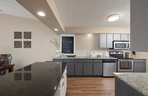 Branson Apartment | 2 Bedroom Branson Condo with pool; Family fun