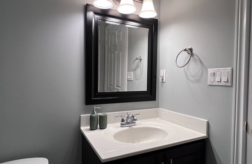 Meadowvale Village House | 2 Bedroom Bs/Apartment, in Mississauga