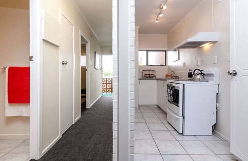 Mount Eden Apartment | 2 Bedroom CBD Fringe MT Eden with Car Space
