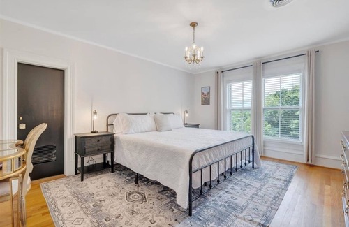 Blairs Bed & Breakfast | 2 bedroom Charming Farmhouse Getaway : Levi Hall