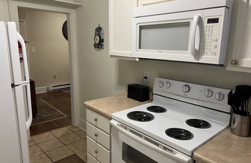 Princeton Apartment | 2 Bedroom City N Walker 201 Pets Allowed