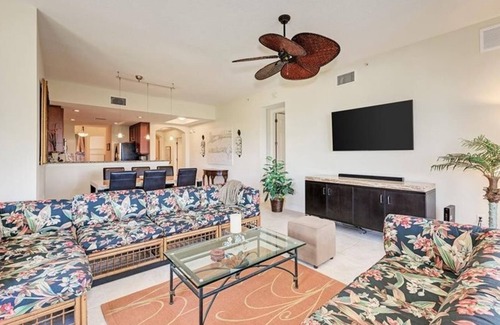 South Sarasota Condo | 2 Bedroom Condo 20885 by Houzlet