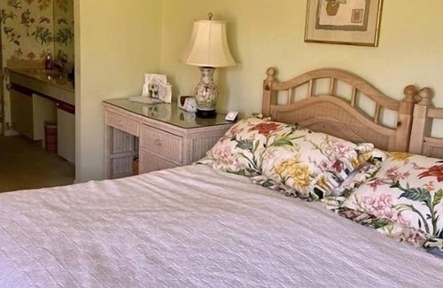Wabasso Beach Condo | 2 Bedroom Condo 320457 by Houzlet