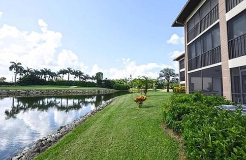 Naples Condo | 2-bedroom condo, full Golf Membership in newly renovated Naples gated community.