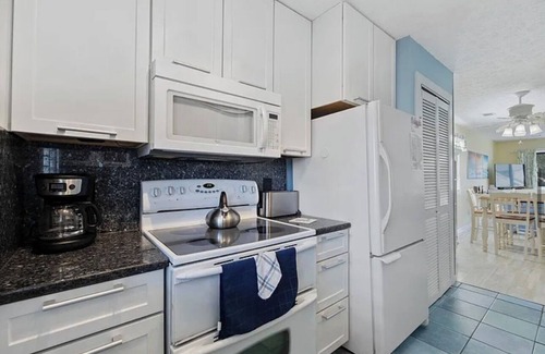 Myrtle Beach Condo | 2-bedroom condo in amazing Myrtle Beach with AC