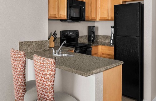 Survey Creek Condo | 2 Bedroom Condo, Kitchen, Sleeps 8, at Pompano Beach, Wyndham Palm-Aire Resort!