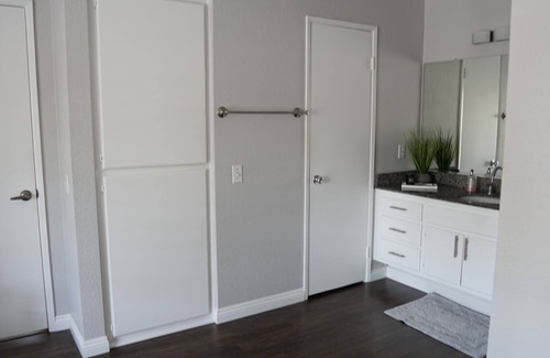 Cowan Heights Condo | 2 Bedroom Condo w/Pool, Jacuzzi, & Fitness Center