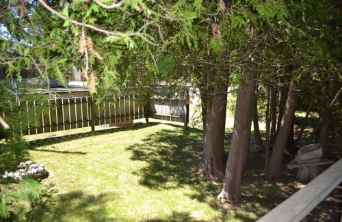 Sauble Beach Cottage | 2 Bedroom cottage in the Heart of Sauble Beach