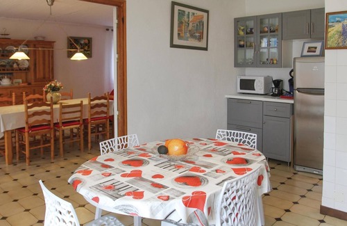 Saint-Trinit House | 2 bedroom cozy home in Saint Trinit