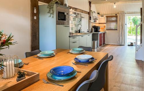 Krakeel House | 2 Bedroom Cozy Home In Noordscheschut