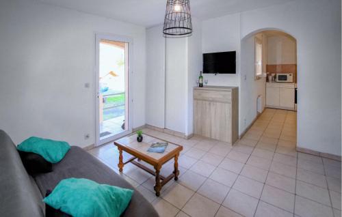 Lablachere House | 2 Bedroom Cozy Home In Lablachère