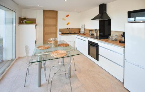 Salavas House | 2 Bedroom Cozy Home In Salavas