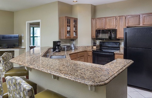 Sevierville Resort | 2 Bedroom deluxe suite. Cozy for a couple or spacious enough for a family.