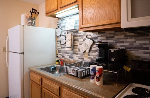 Downtown Pittsburgh Apartment | 2 Bedroom Downtown Apt|Clean and Safe|