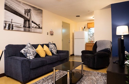 Downtown Pittsburgh Apartment | 2 Bedroom Downtown Apt|Clean and Safe|