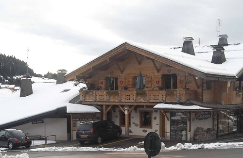 Le Chinaillon Apartment | 2-bedroom duplex for 6 - ski-in/ski-out - Le Grand-Bornand