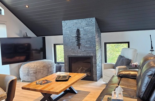 Utterson Apartment | 2 Bedroom Executive Apartment in Utterson