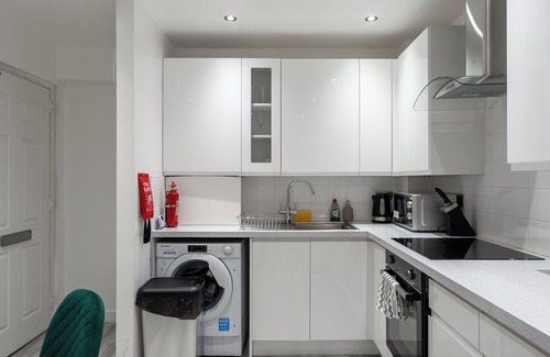 Bethnal Green Apartment | 2 Bedroom Flat Near Central London - Tower Bridge- Covent Garden