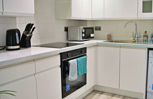 Bethnal Green Apartment | 2 Bedroom Flat Near Central London - Tower Bridge- Covent Garden