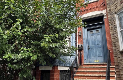 McGinley Square Apartment | 2-bedroom garden apartment in Town house in Jersey City with AC, WiFi