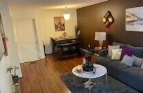 Westchase Apartment | 2 bedroom gated Zen & Cozy condo a blk from the NRG stadium 5 minutes to dwntwn