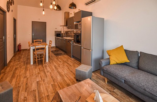 Avignon Apartment | 2 bedroom gorgeous apartment in Avignon