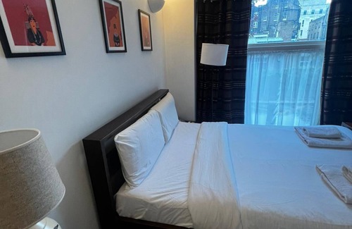 Bryanston and Dorset Square Condo | 2-bedroom ground floor condo in Central London, Marylebone, suitable for pets
