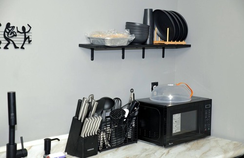 Montgomery House | 2-bedroom house close to Downtown, AFB, and ASU. Sleeps 6 adults