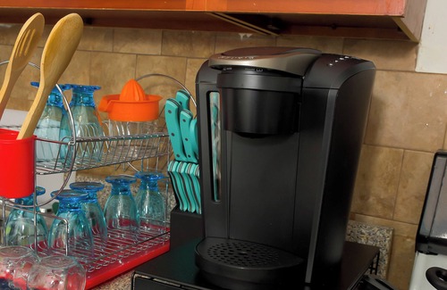 East Flatbush House | 2-bedroom house in awesome Brooklyn with AC, WiFi