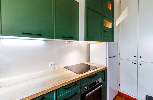 Port Grimaud House | 2 bedroom house in Port Grimaud - canal view, 15m-mooring, WIFI