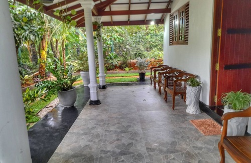Galle Apartment | 2 Bedroom House in Gintota